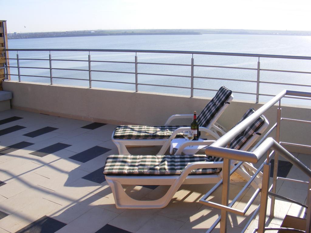 Апартаменти Elena'S Terrace Мамая Номер фото